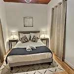 De L'adour, Renove & Chic, Parking * Gerde